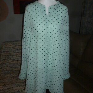 Stylish Women’s Polka Dot Long Free-Style Tunic – Size 26W by Denim 24/7
